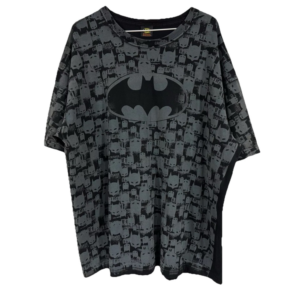 Batman Caped Crusader All Front Collage Print T-Shirt Size XXL